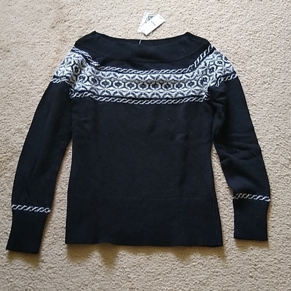 WHBM Sweater NWT sz S - Picture 1 of 3